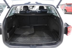 Volkswagen Passat bild 19