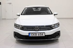 Volkswagen Passat bild 8