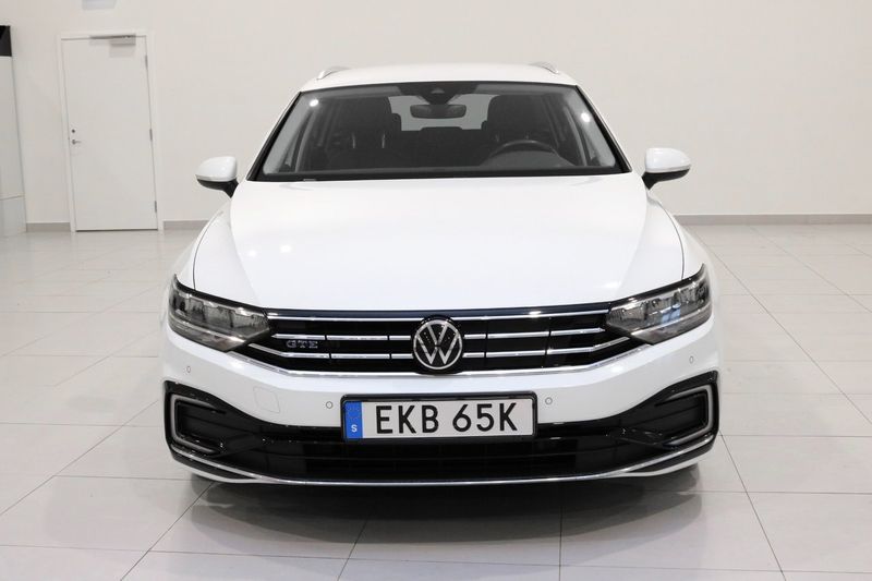 Volkswagen Passat bild 8