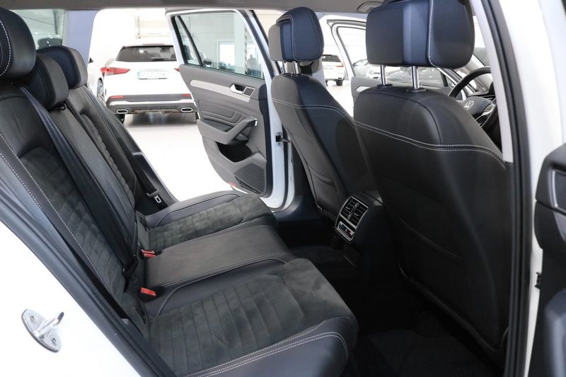 Volkswagen Passat bild 17