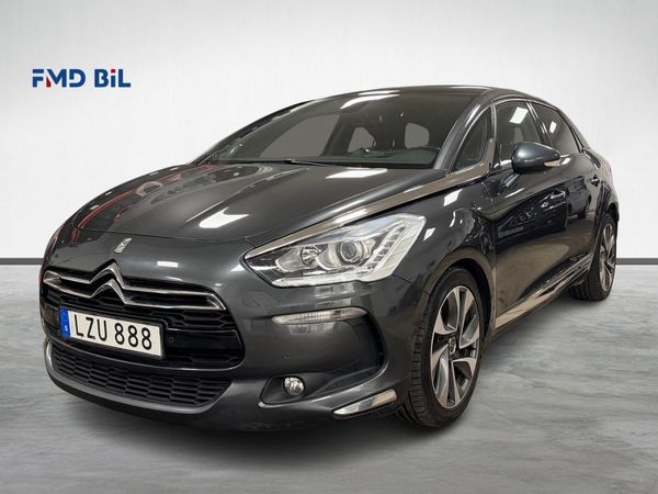 Citroen DS5 2.0 BlueHDi 181HK HUD DRAG PANO NAVI B-KAMERA 1-ÄGARE - 2015