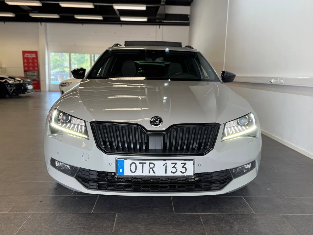 Vehicle image 2
