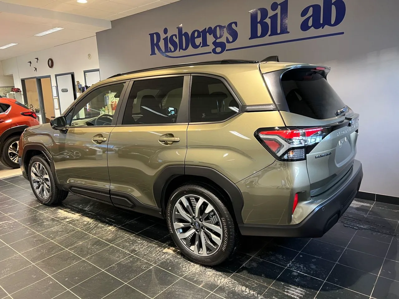 Vehicle image 3
