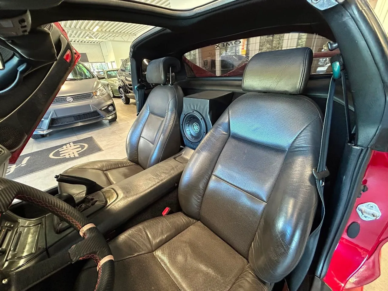 Vehicle image 14