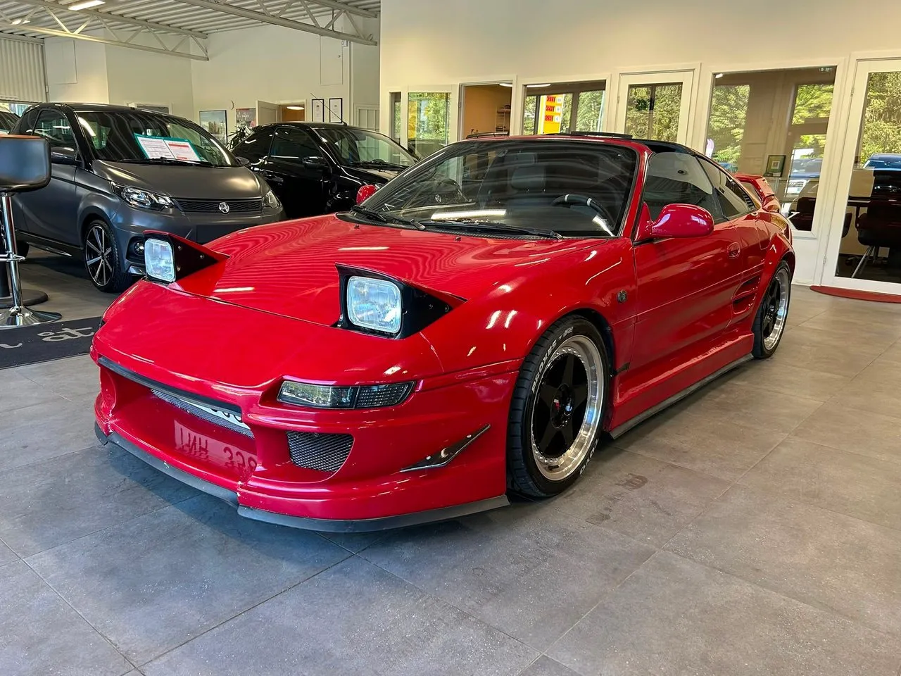 Vehicle image 3