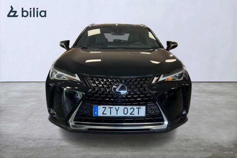 Lexus UX bild 6