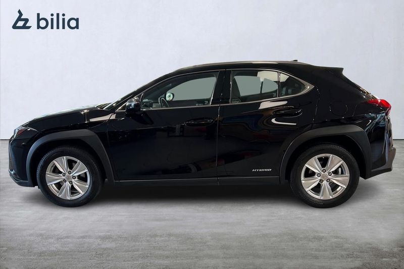 Lexus UX bild 3