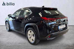 Lexus UX bild 2