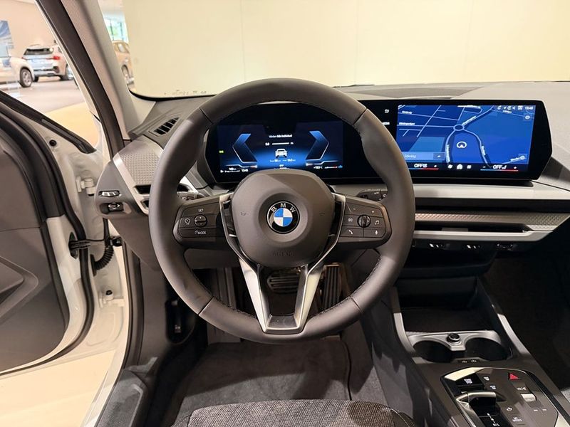 BMW 120 bild 9