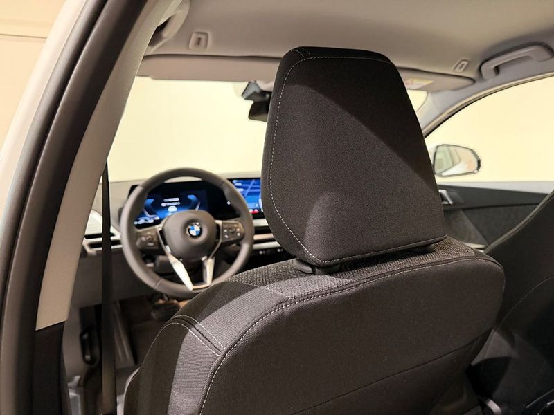 BMW 120 bild 7