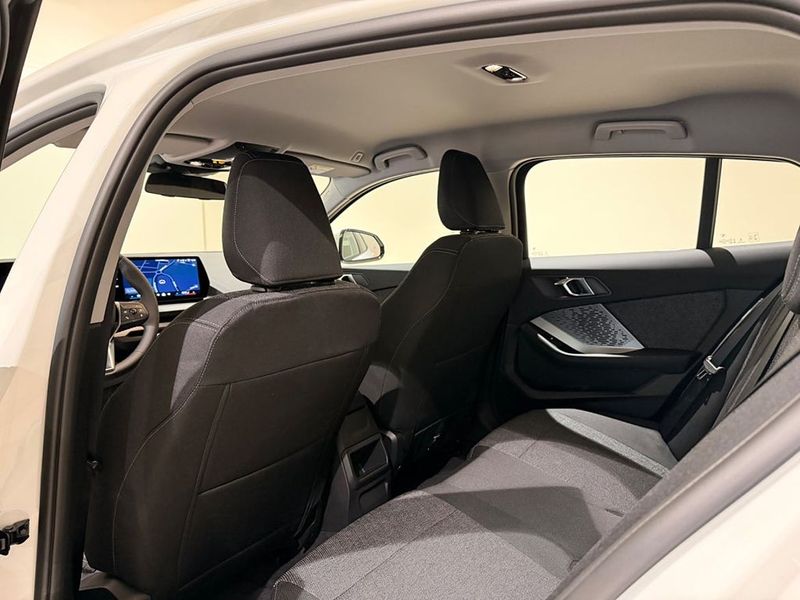 BMW 120 bild 6