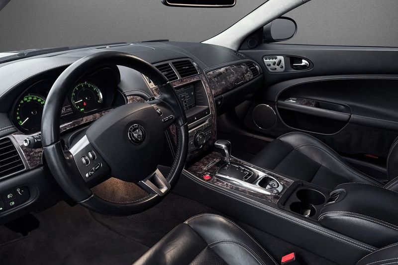 Jaguar XK bild 9