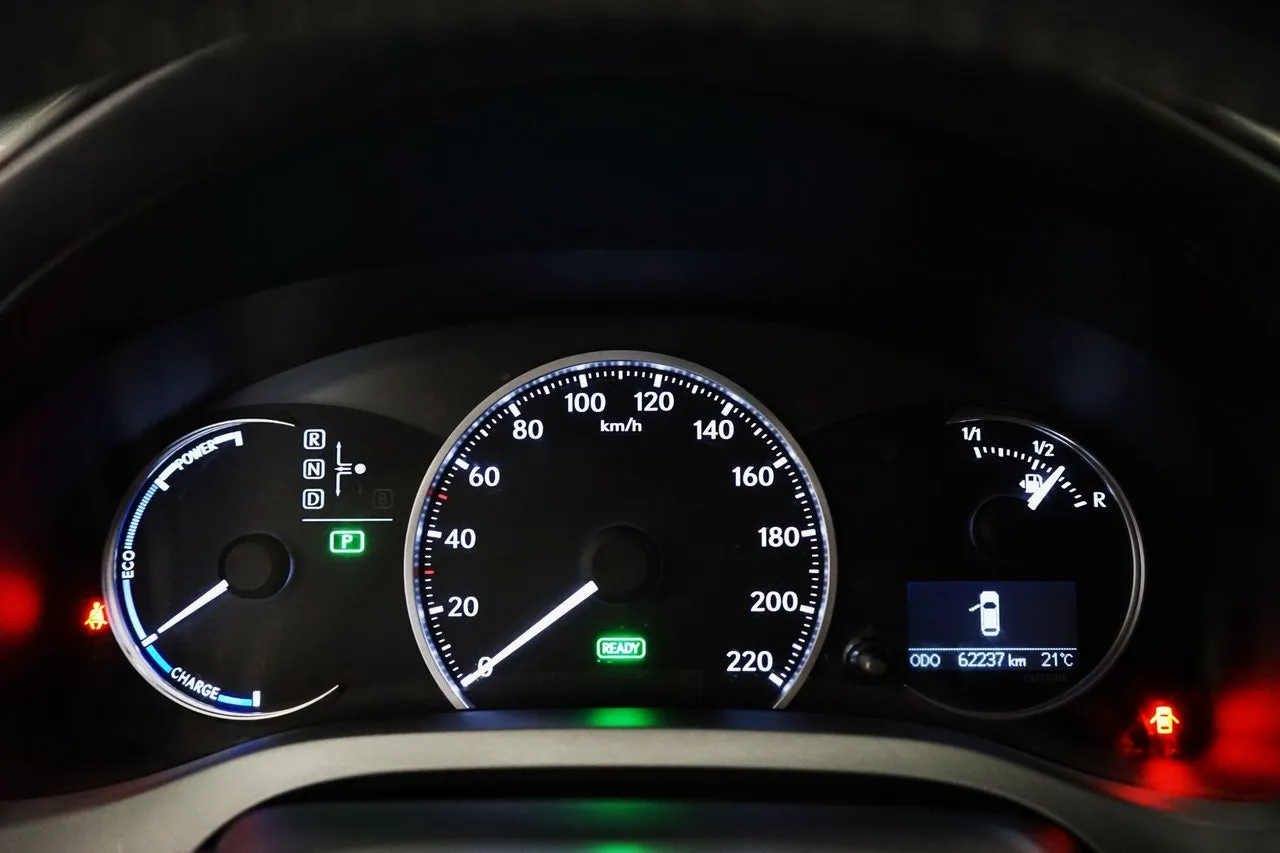 Vehicle image 14