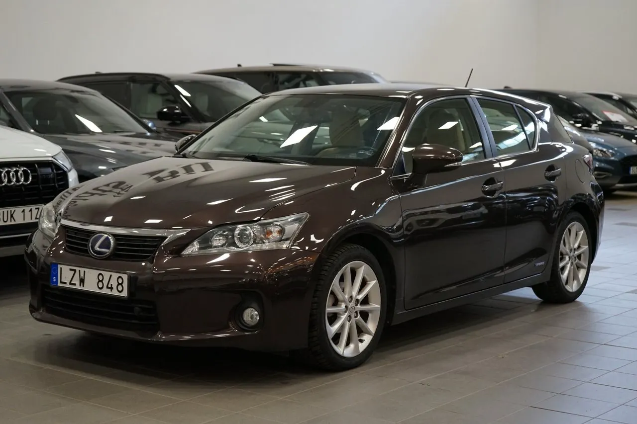 Vehicle image 1