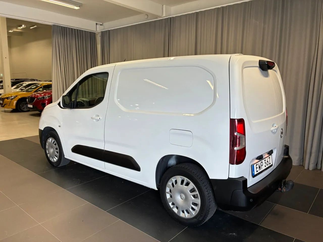 Vehicle image 2