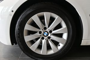 BMW 320 bild 6