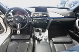 BMW 320 bild 9