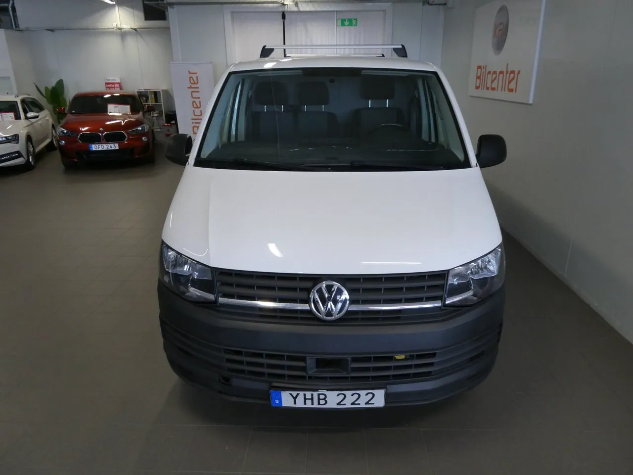 Vehicle image 8