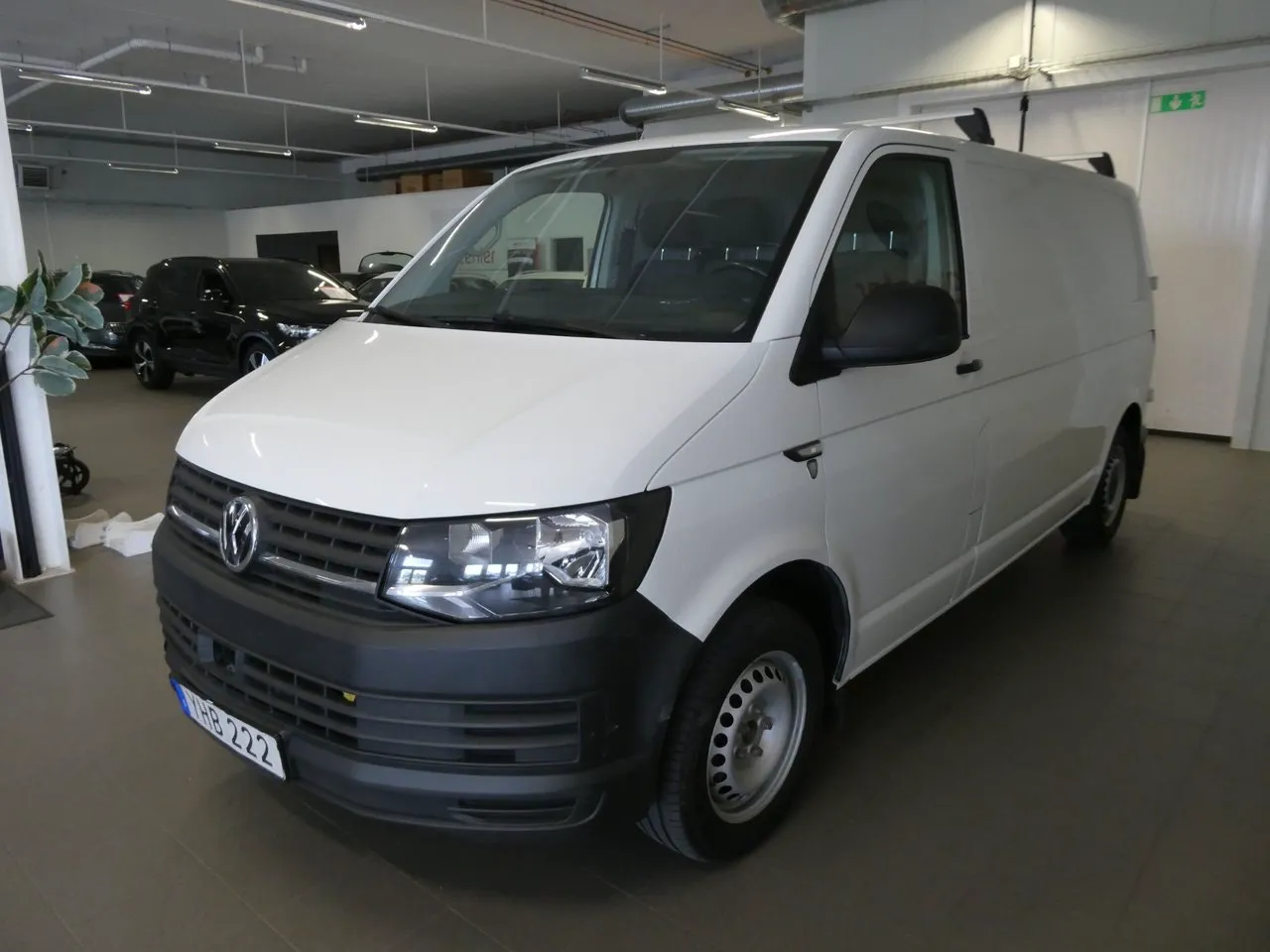 Vehicle image 6