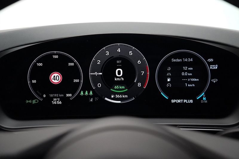 Porsche Cayenne bild 12