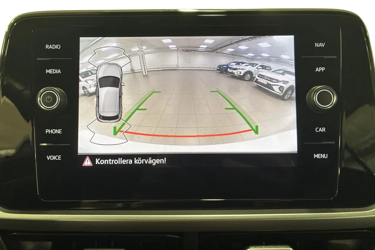 Vehicle image 21