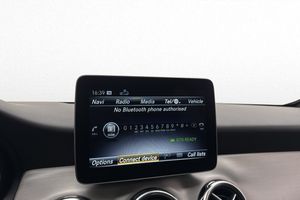 Mercedes GLA200 bild 16