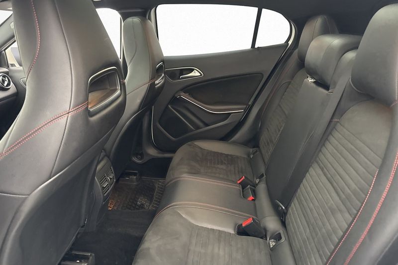 Mercedes GLA200 bild 12