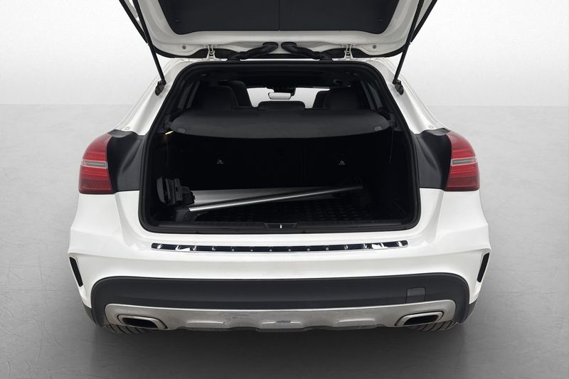 Mercedes GLA200 bild 8