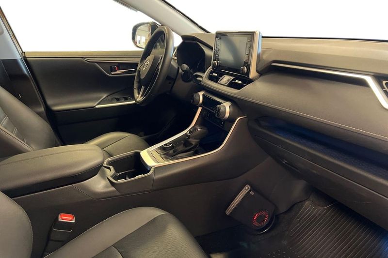 Toyota RAV4 bild 7