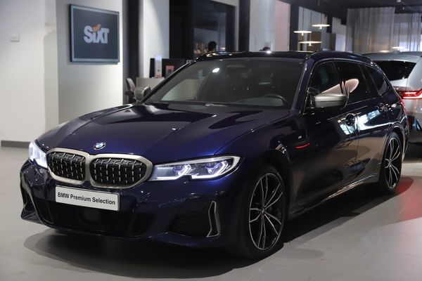 BMW 340 i i xDrive / 19" / Värmare / HUD / HK / Laser - 2021