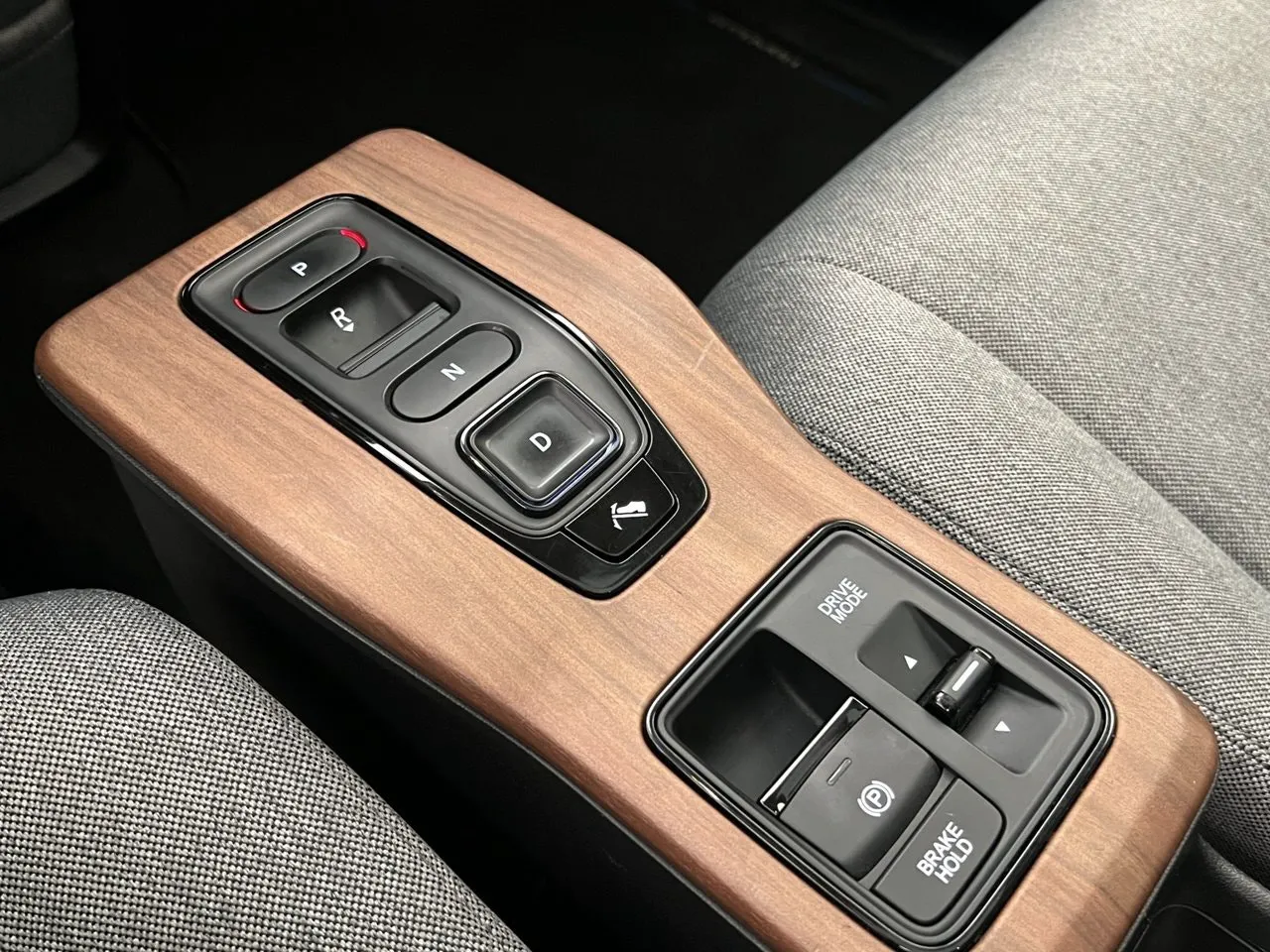 Vehicle image 21