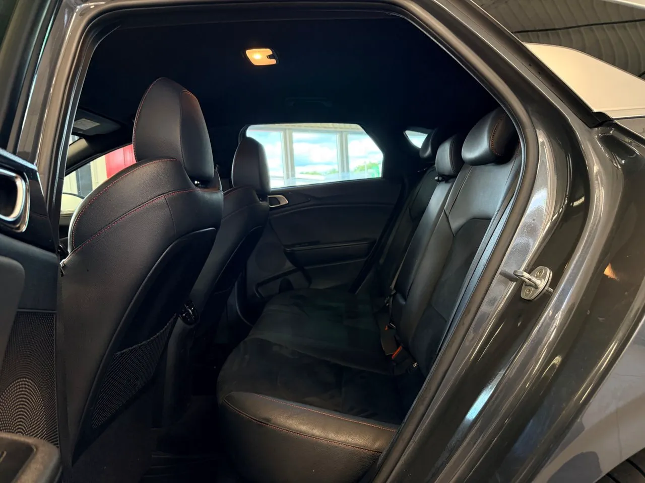Vehicle image 23
