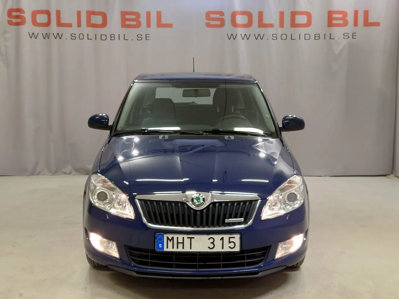 Vehicle image 1