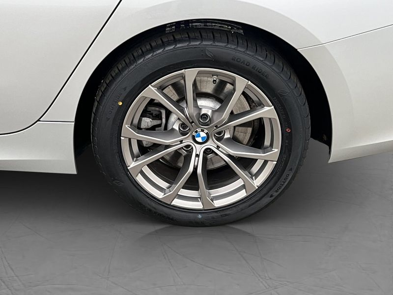 BMW 330 bild 32