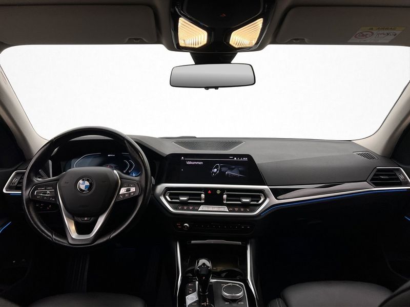 BMW 330 bild 12