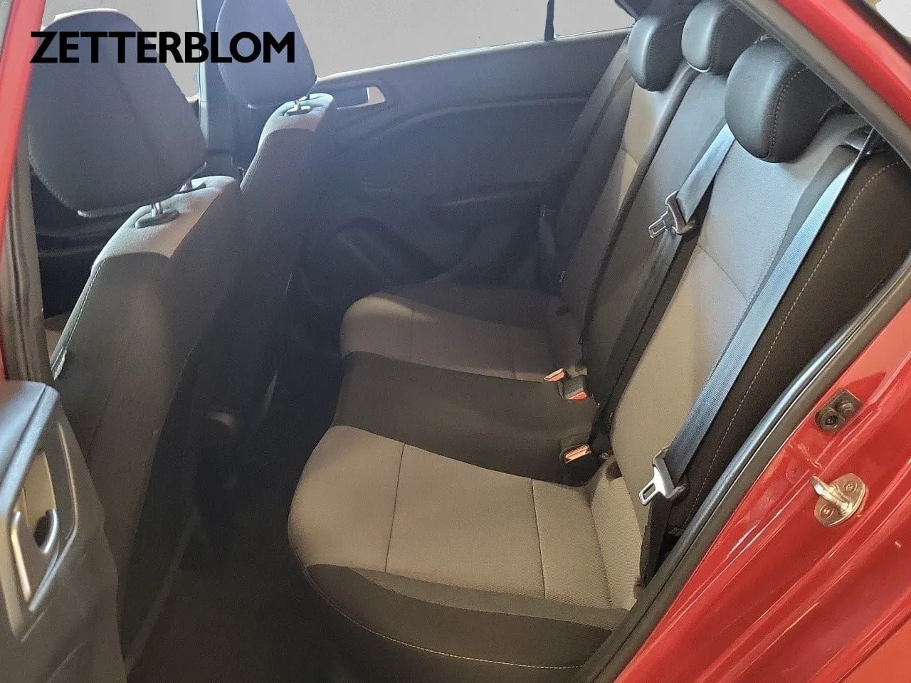 Vehicle image 8