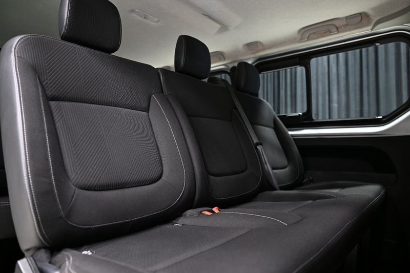 Renault Trafic bild 9
