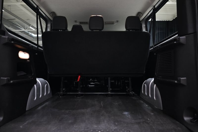 Renault Trafic bild 11