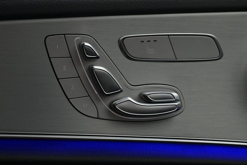 Mercedes E300 bild 10
