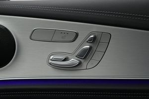 Mercedes E300 bild 12