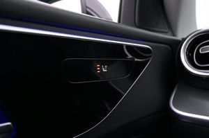 Mercedes C300 bild 12