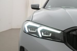 BMW 330 bild 25