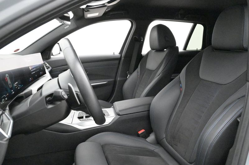 BMW 330 bild 9