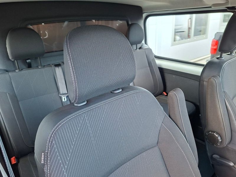 Nissan NV300 bild 11