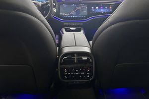 Mercedes E300 bild 16