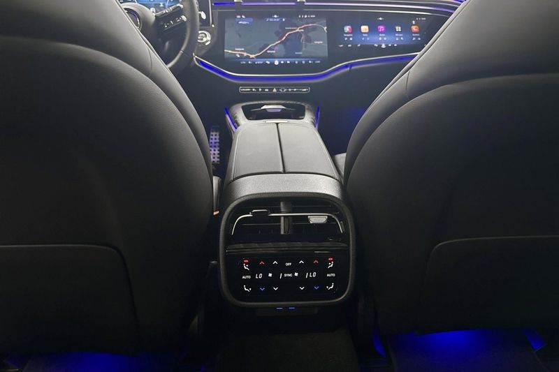 Mercedes E300 bild 16