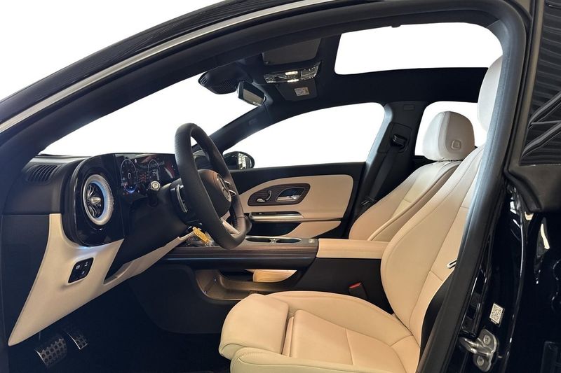 Mercedes CLA350 bild 7