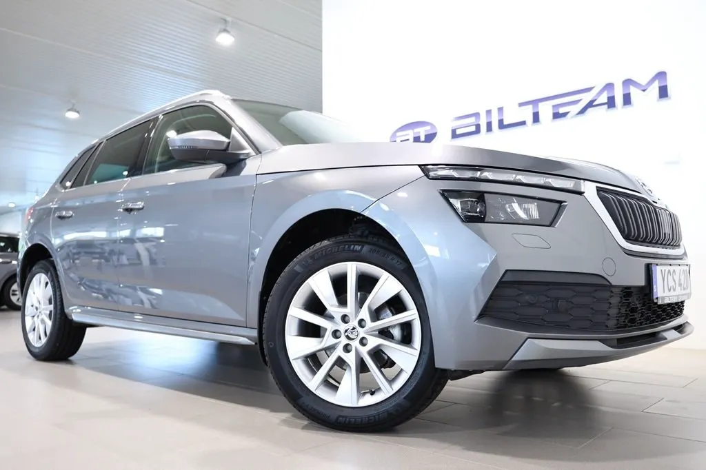 Vehicle image 18