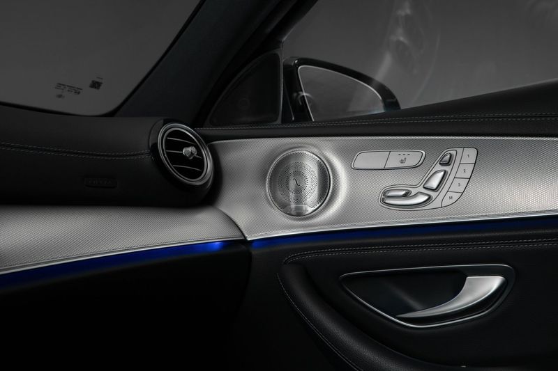Mercedes E400 bild 17
