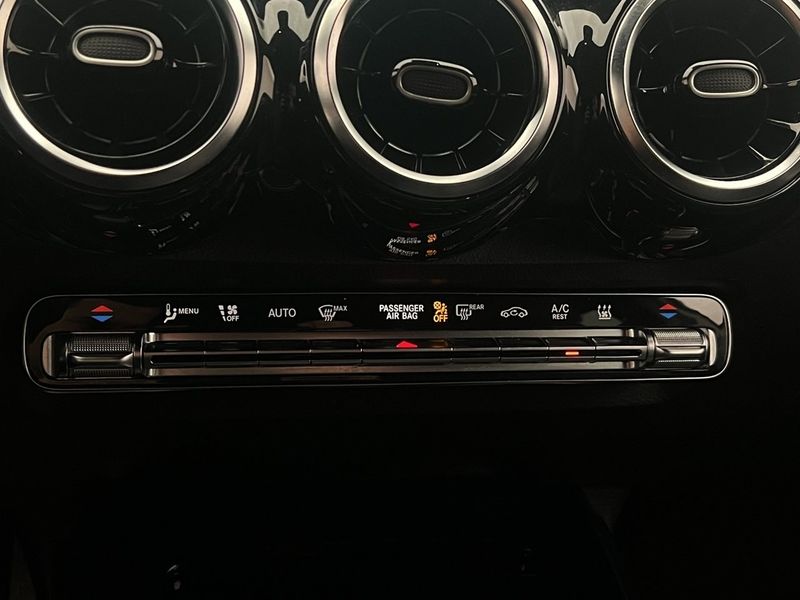 Mercedes GLB180 bild 26